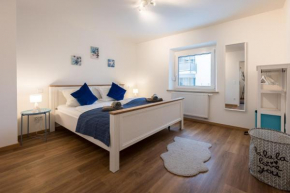 BRIGHT - BeachStyle - KITCHEN - KINGBED - PARKING - NETFLIX